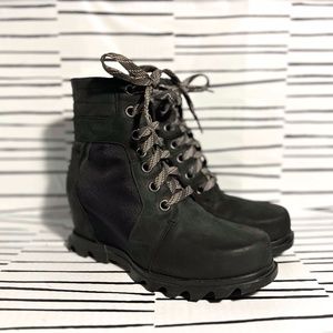 Sorel Joan of Arctic